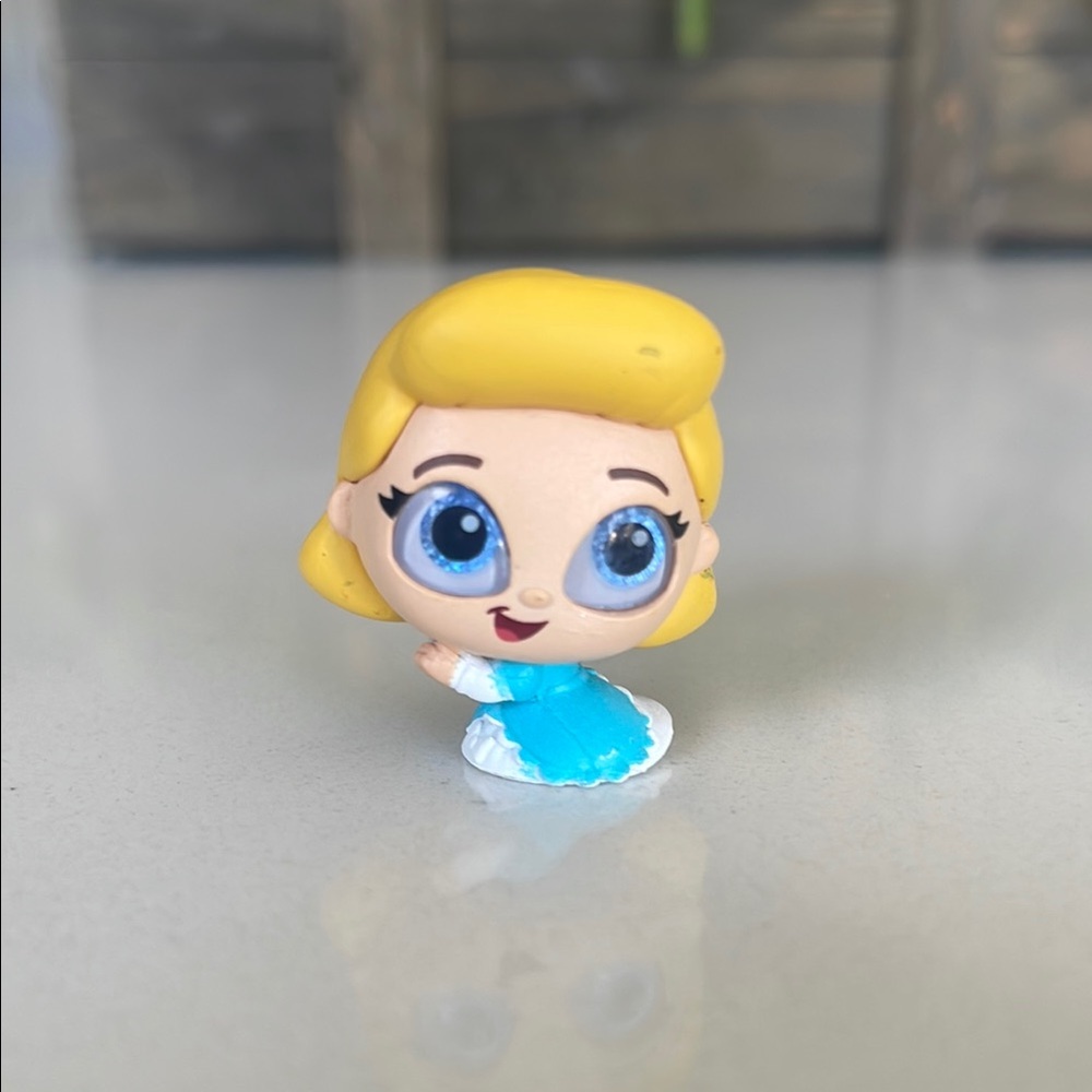 Disney Doorables Cinderella young